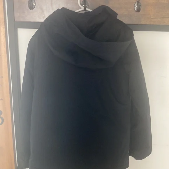 Roxy winter jacket. - Picture 2 of 5